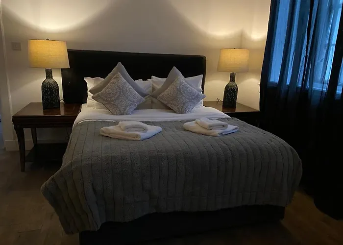Queen Street Boutique Suites
